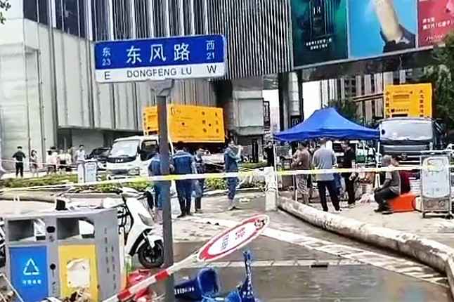 雷竞技(RAYBET)-雷竞技(中国)一站式服务官方网站排涝突击队在排涝现场